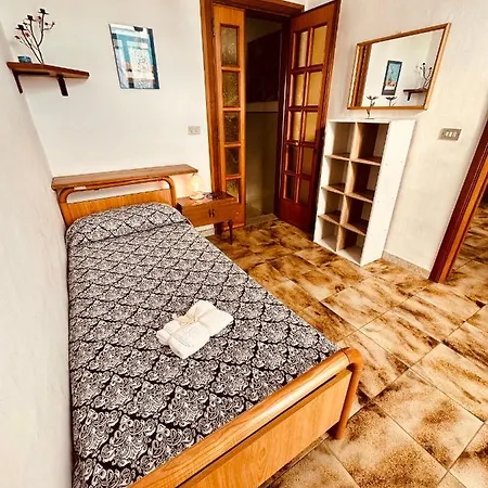 Διαμέρισμα Dani House Alezio